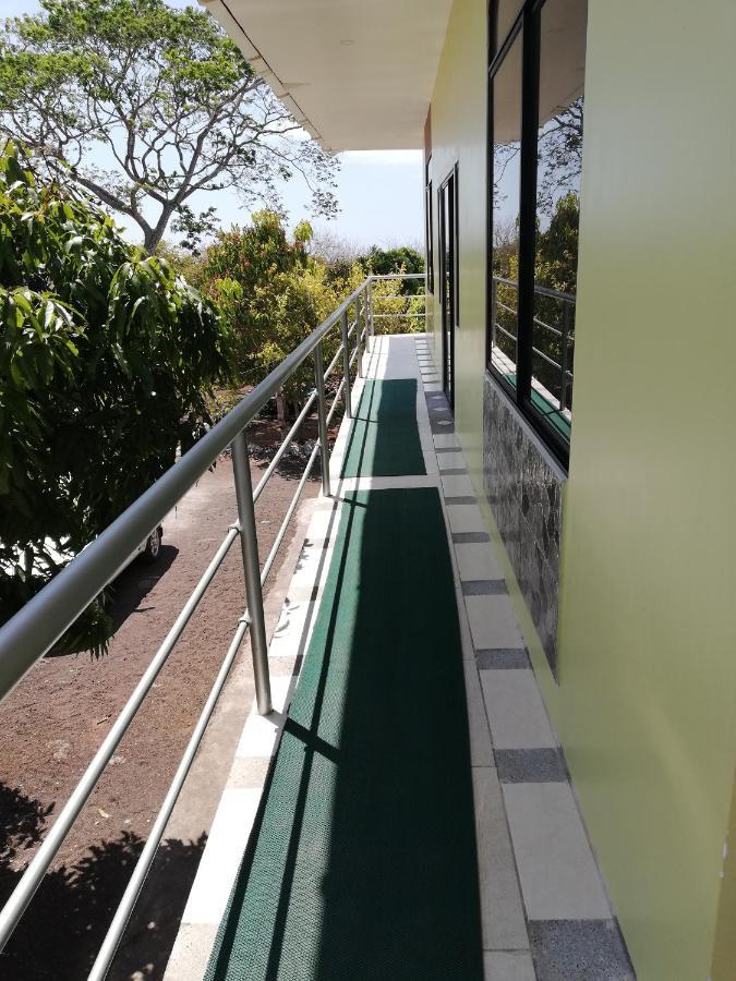 Cucuve Eco Hostal Puerto Baquerizo Moreno Kültér fotó