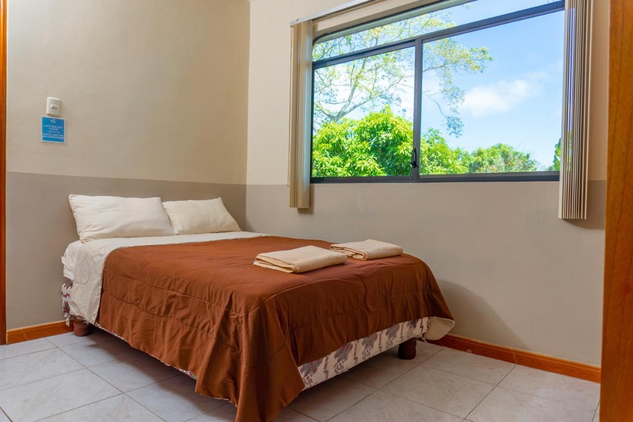 Cucuve Eco Hostal Puerto Baquerizo Moreno Kültér fotó