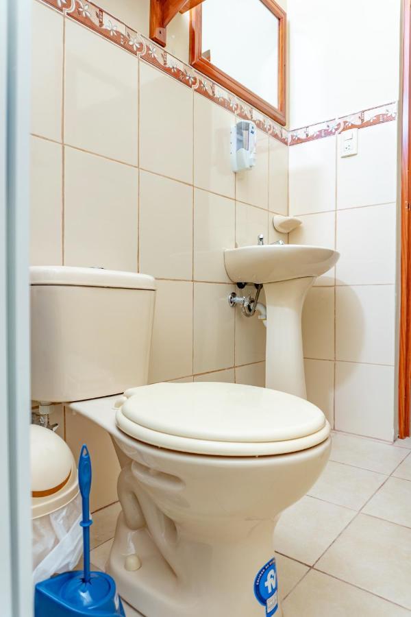 Cucuve Eco Hostal Puerto Baquerizo Moreno Kültér fotó