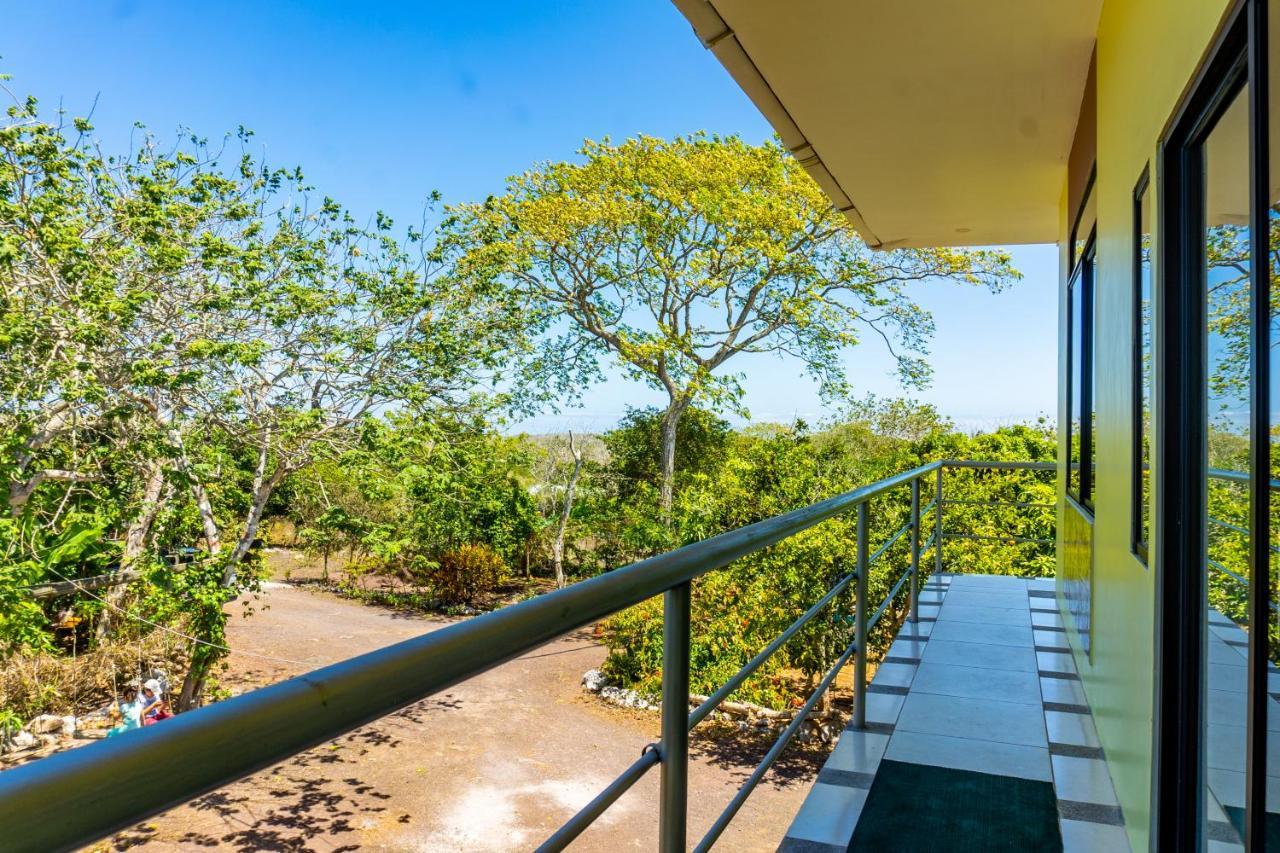 Cucuve Eco Hostal Puerto Baquerizo Moreno Kültér fotó