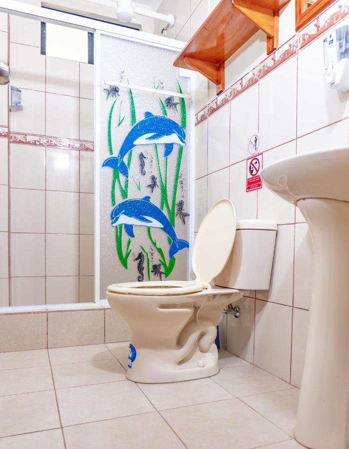 Cucuve Eco Hostal Puerto Baquerizo Moreno Kültér fotó