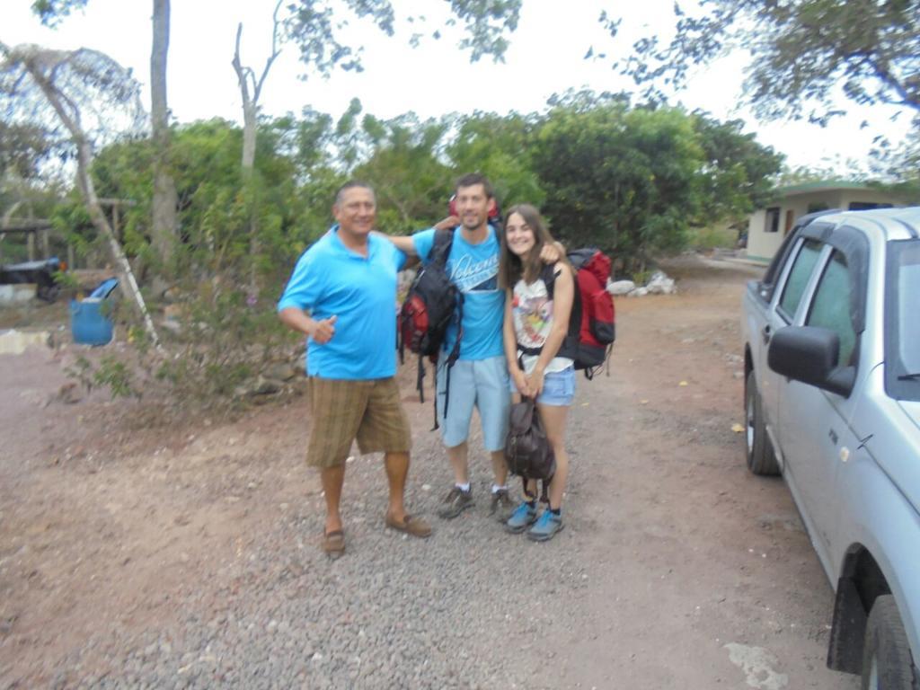 Cucuve Eco Hostal Puerto Baquerizo Moreno Kültér fotó